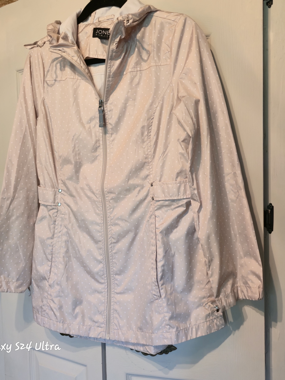 Jones New York Cream Jacket With White Polka Dot Hooded Rain Coat